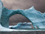Iceberg, Antarctica Photographie par Patrick Endres