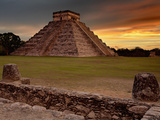 The Kukulcan Pyramid or El Castillo at Chichen Itza, Yucatan, Mexico Photographic Print by Patrick Smith