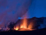 New Erupting Crack in the Volcano, Fimmvë†Rï£¿Uhâ·Ls, Iceland Photographie par Skarphedinn Thrainsson