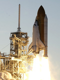 APTOPIX Space Shuttle Photographic Print by Terry Renna