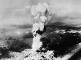WWII Japan Hiroshima 1945 Photographic Print by  Anonymous