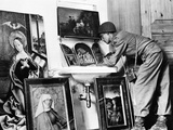 American Examines Art in Germany WWII Photographic Print by H. N. Abrahams