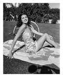 Rita Hayworth Sunbathing Posters par Frank Worth