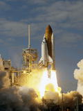 APTOPIX Space Shuttle Photographic Print by John Raoux