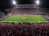 University of Mississippi (Ole Miss) - Night Game in Vaught-Hemingway Stadium Fotografisk tryk University of Mississippi (Ole Miss) - Night Game in Vaught-Hemingway Stadium Fotografisk tryk