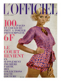 L'Officiel, 1971 - Modèle de Miss Dior Crêpe de Bianchini-Férier Imprimé Rosé Vif et Violet Affiches par  Roland