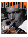 L'Optimum, November 1998 - Antonio Banderas Porte une Veste de Smoking et une Chemise Gucci Affiches par André Rau