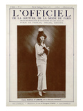 L'Officiel, août - septembre 1923 - Mlle Andrée Fontenelle habillée par Marshal & Armand en couverture Art par  Rahma
