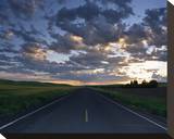 La Palouse Steptoe Road at Dawn Stretched Canvas Print by Richard Desmarais