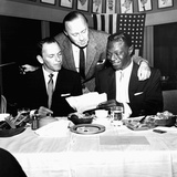 Nat King Cole - 1957 Photographic Print by Howard Morehead