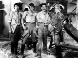 Duck Soup, Chico Marx, Zeppo Marx, Groucho Marx, Harpo, 1933 Posters