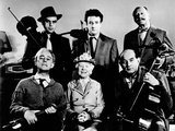 The Ladykillers, Alec Guinness, Herbert Lom, Katie Johnson, Peter Sellers, Danny Green, et al, 1955 Posters