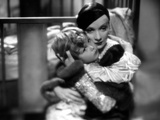 Blonde Venus, Dickie Moore, Marlene Dietrich, 1932 Prints