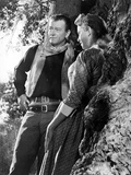 Hondo, John Wayne, Geraldine Page, 1953 Posters