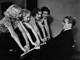 Footlight Parade, James Cagney, Getting His Fingers Slammed By Chorus Girls, 1933 Prints