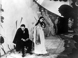 Cabinet Of Dr. Caligari, (AKA Das Kabinett Des Doktor Caligari), Conrad Veidt, Lil Dagover, 1920 Posters Cabinet Of Dr. Caligari, (AKA Das Kabinett Des Doktor Caligari), Conrad Veidt, Lil Dagover, 1920 Posters
