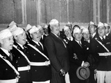 Pres Franklin Roosevelt Singing 'Home on the Range' with American Legion Glee Club of Syracuse, NY Photographic Print