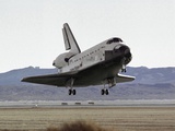 Space Shuttle Atlantis Landing at Edwards Air Force Base in California, Sept 17, 2006 Photographic Print