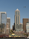 View from Bainbridge Island Ferry Departing, Seattle, Washington, USA Photographie par Trish Drury