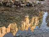 Peaks Reflecting in Small Pool at Mossy Cave at Bryce Canyon National Park, Utah, USA Photographie par Tom Norring