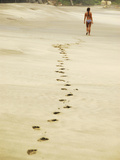 Sand Footprints, Mazunte, Mexico Photographie par Anthony Asael