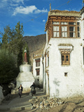 Man with Stupa, Leh, Ladakh, India Photographie par Anthony Asael