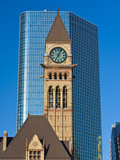 Clock Tower of the Old City Hall Contrasts with Modern Skyscraper, Toronto, Ontario, Canada Lámina fotográfica por Stuart Dee