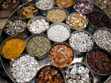 Various Types of Sonf, Mouth Freshener, Sonf Stall in Market, Kolkata, West Bengal, India Photographie par Annie Owen