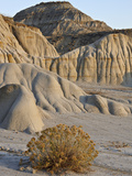 Badlands, Theodore Roosevelt National Park, North Dakota, United States of America, North America Photographic Print by James Hager