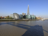 South Bank with City Hall, Shard London Bridge and More London Buildings, London, England Fotografie-Druck von Amanda Hall
