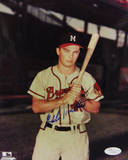 Eddie Matthews Signed Holding Bat Autographed Photo (Hand Signed Collectable) Foto