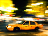 A NY Taxi Cab Rushes By Photographie par Jorge Fajl