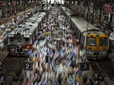 Crowds at the Churchgate Railway Station in Mumbai Photographic Print by Randy Olson