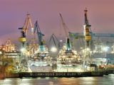 Two Cruise Ships in the Dry Dock of Blohm and Voss in Hamburg Photographie