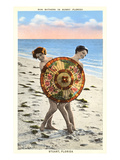 Women with Parasol on Beach, Stuart, Florida Affiche