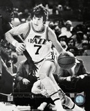 Pete Maravich - Court action Photo