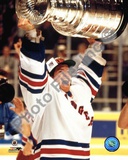 Mike Richter - '93/'94 with cup Photo