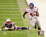 Ahmad Bradshaw Super Bowl XLVI Action Photo