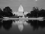 Capitol Building at Dusk, Washington DC, USA Photographie par Walter Bibikow