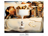 Erscheinung von Gesicht und Obstschale an einem Strand Poster von Salvador Dalí