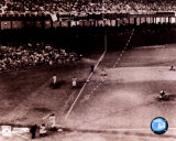 Bobby Thomson - 1951 Home Run (Dotted Line) - ©Photofile Photographie