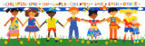 Les enfants aiment le monde Affiches par Cheryl Piperberg