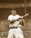 Lou Gehrig posed with bat looking to his right. Photo