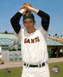 Gaylord Perry - Giants - Ball in glove over head Photo