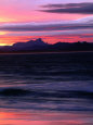 Watego's Beach with Mt. Warning in Distance Byron Bay, New South Wales, Australia Lámina fotográfica por John Hay