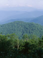 Looking Over the Appalachian Mountains from the Blue Ridge Parkway in Cherokee Indian Reservation Photographie par Robert Francis