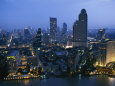 The Bangkok Skyline at Dusk Photographie par Richard Nowitz