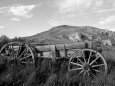 Old Wood Wagon near Mining Ghost Town at Bannack State Park, Montana, USA Lámina fotográfica por John & Lisa Merrill
