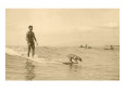 Un chien et son maître sur une planche de surf reproduction procédé giclée