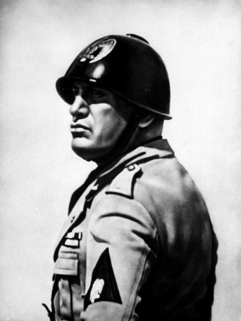 Mussolini Helmet Pics - Axis History Forum